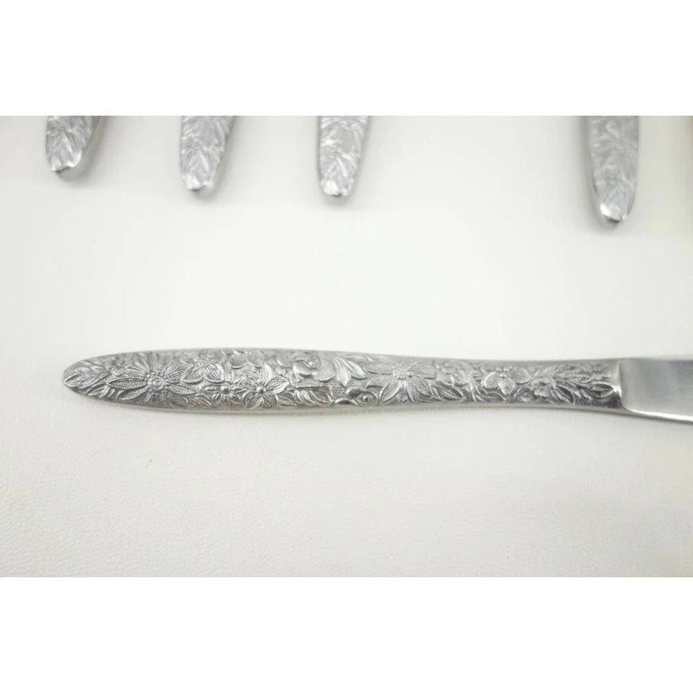 9 - Stanley Roberts BOUQUET Stainless All Floral Glossy Silverware Butter Knives